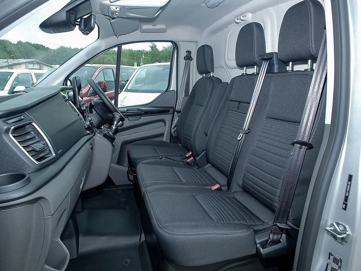 2023 Ford Transit Custom Panel Van — cab interior