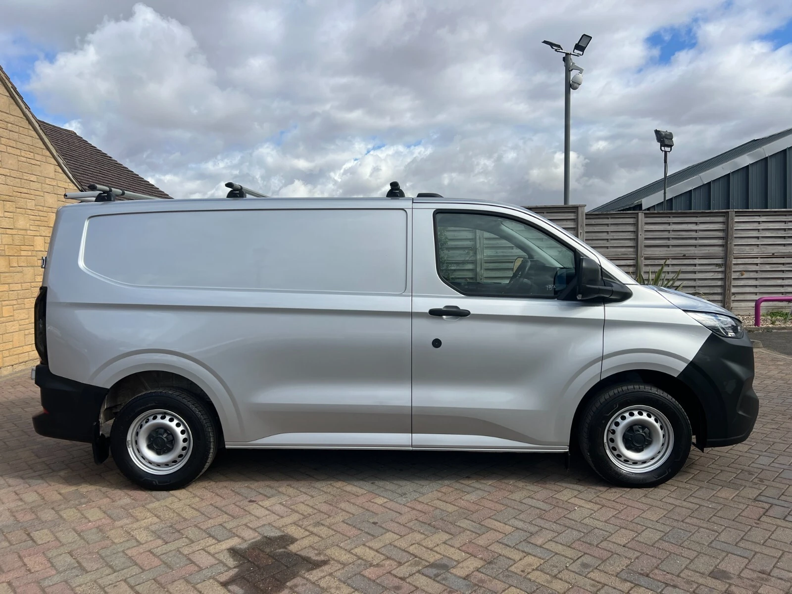2025 Ford Transit Custom Panel Van — side view