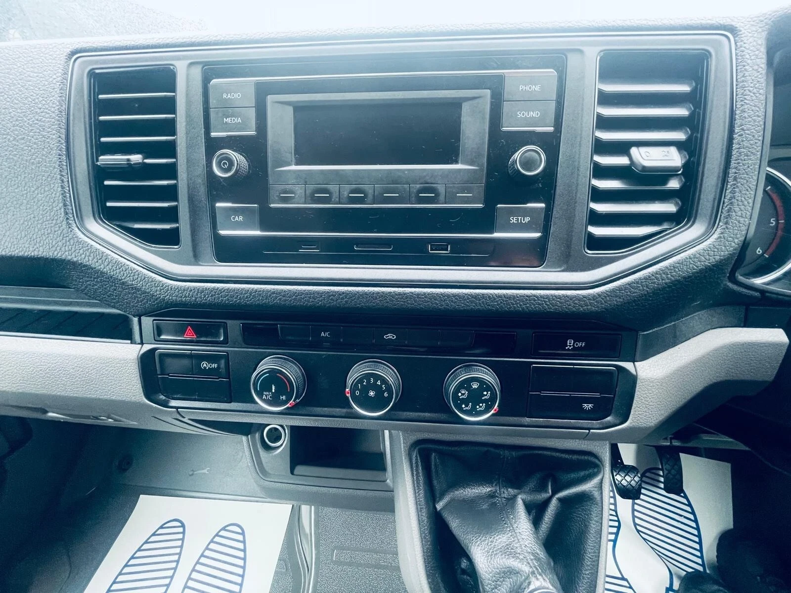 2021 Volkswagen Crafter Luton Box Van — cab interior