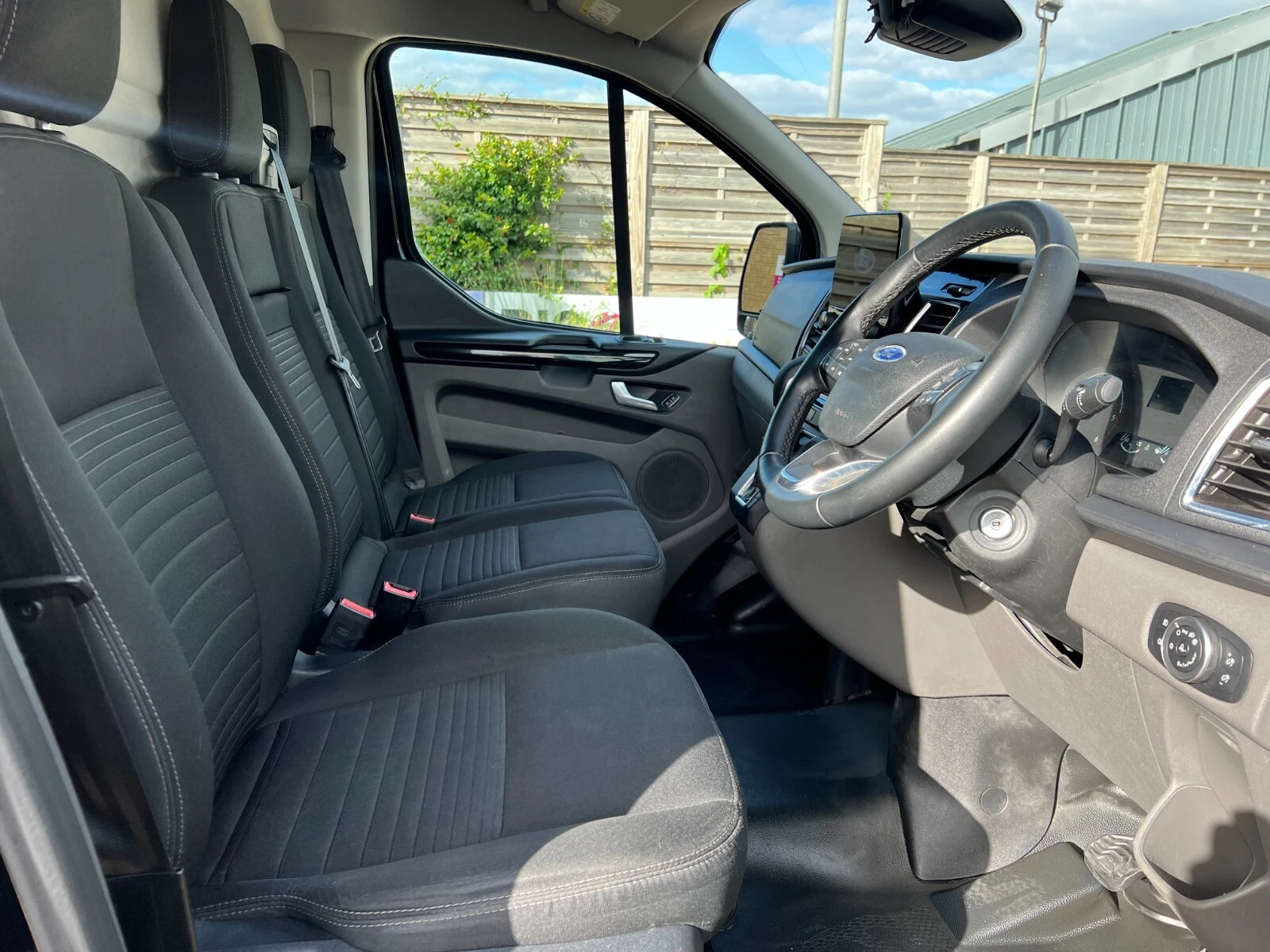 2022 Ford Transit Custom Panel Van — cab interior