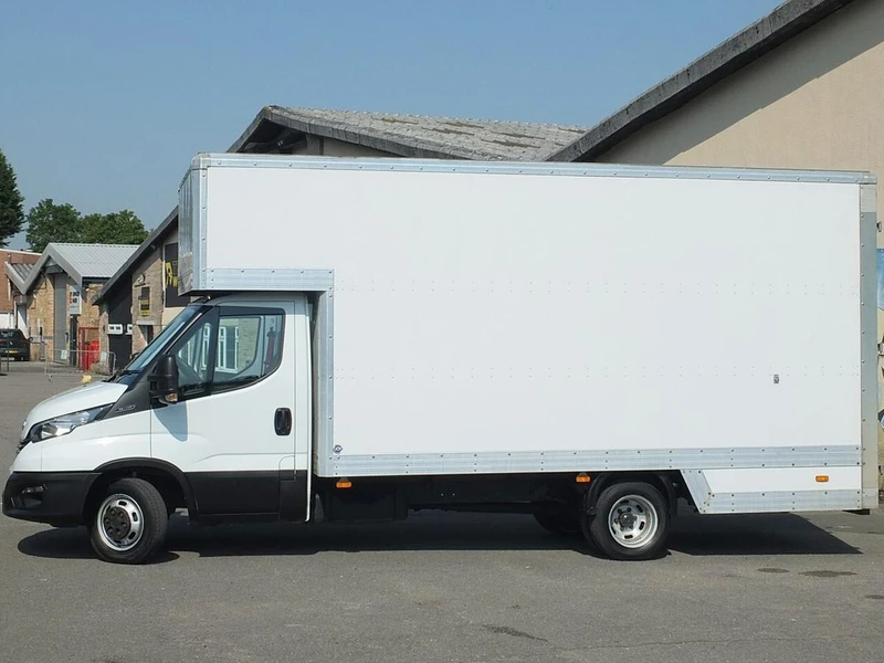 2021 Iveco Daily Luton Low Loader Van — side view