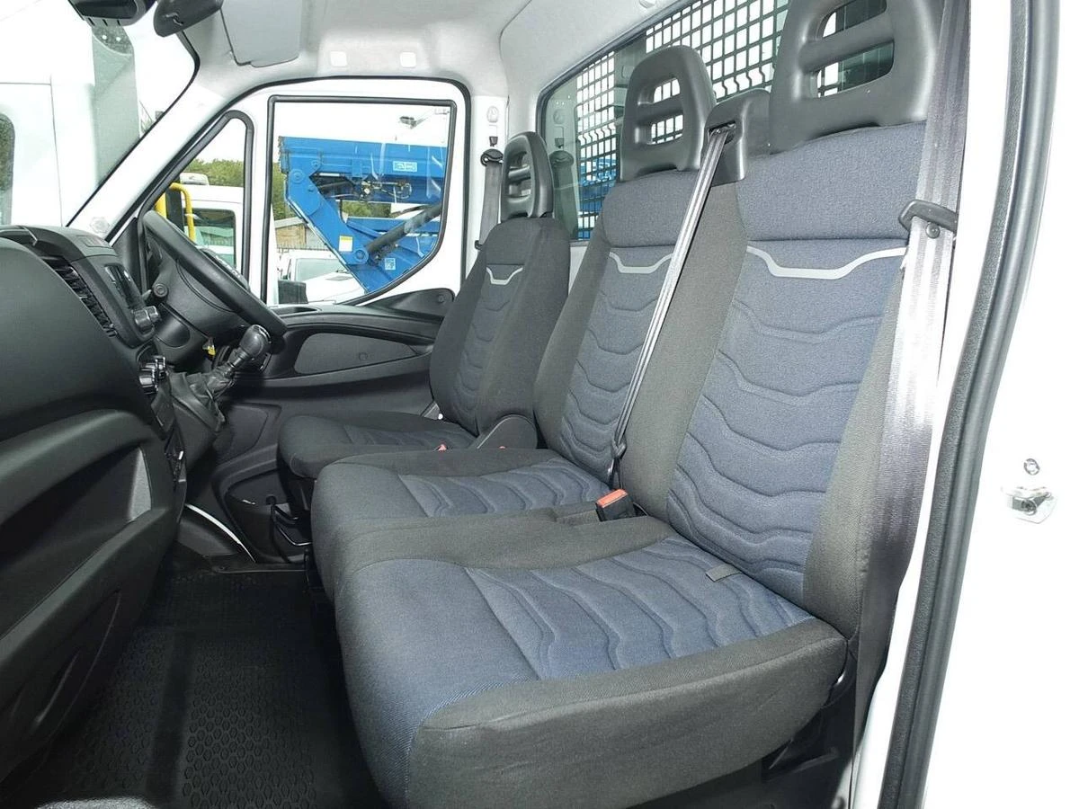 2021 Iveco Daily Tipper Van — cab interior
