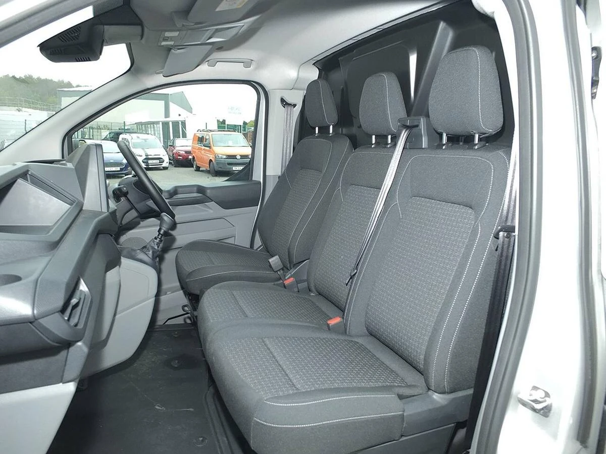 2024 Ford Transit Custom Panel Van — cab interior