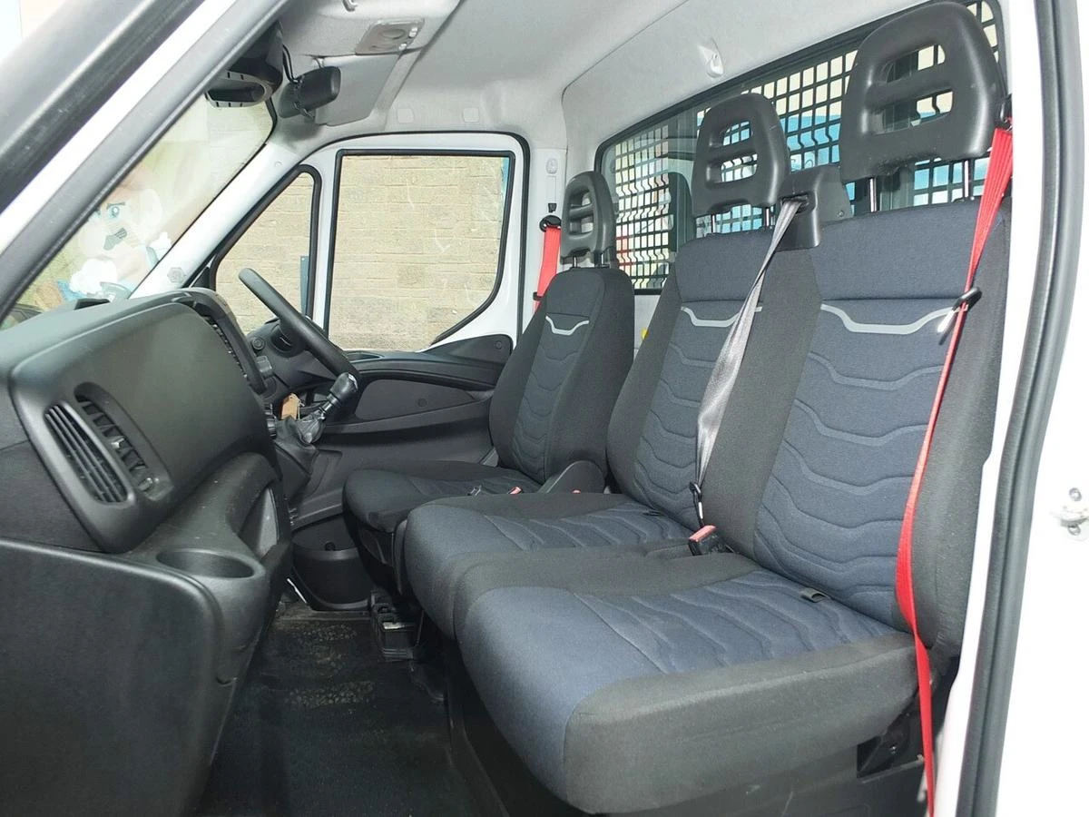 2021 Iveco Daily Dropside Van — cab interior