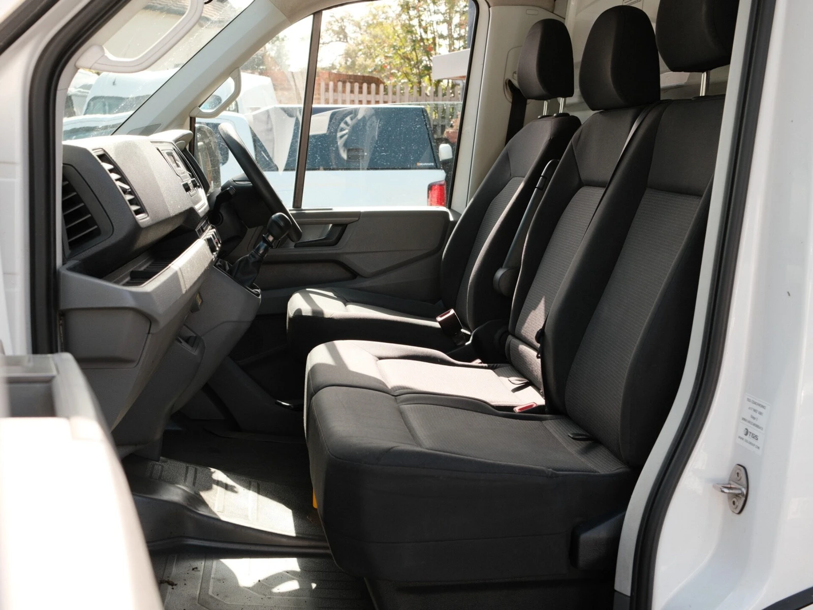 2019 MAN TGE Tipper Van — cab interior
