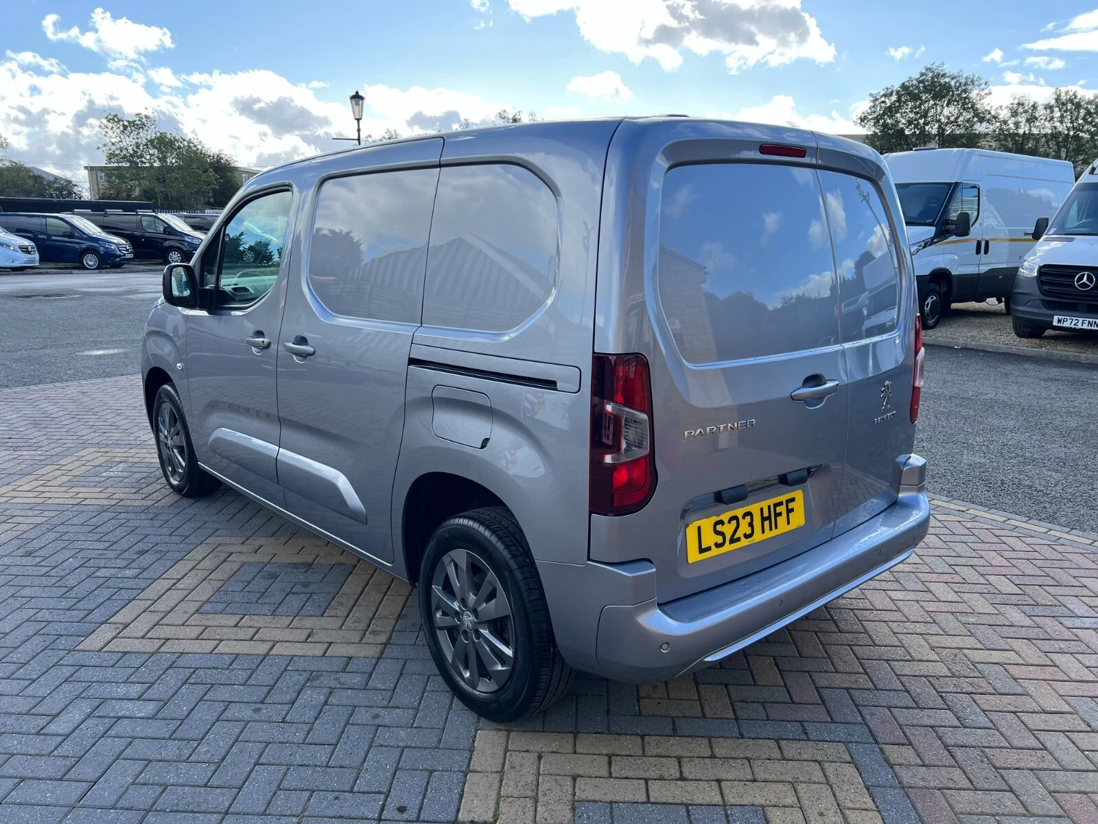 2023 Peugeot Partner Panel Van — rear three-quarter view