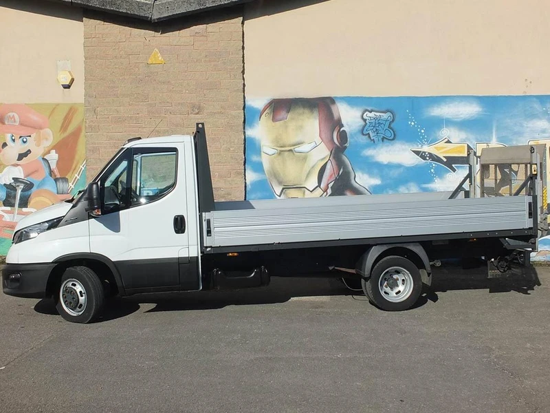 2022 Iveco Daily Dropside Van — side view