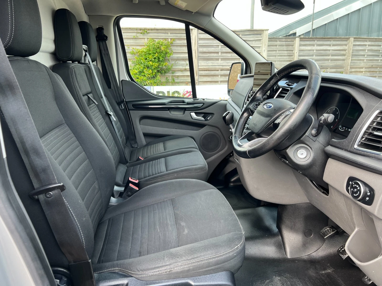 2020 Ford Transit Custom Panel Van — cab interior