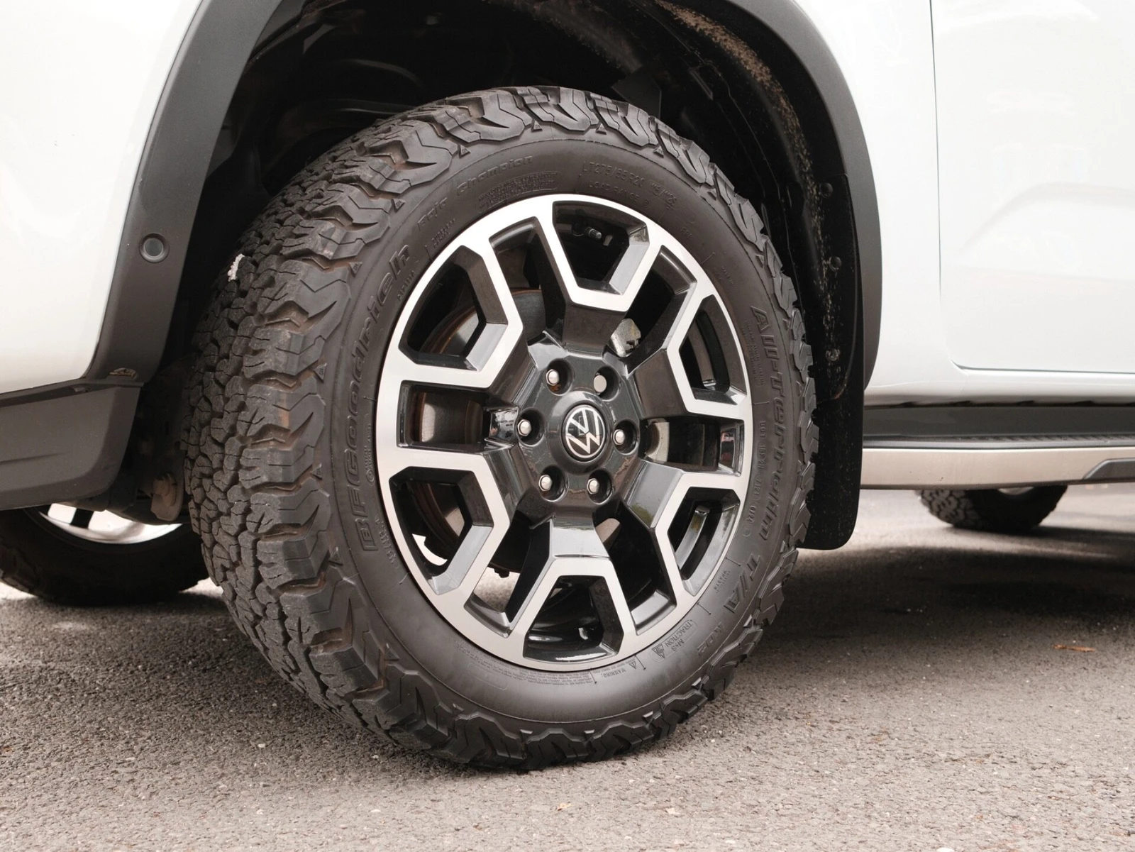2024 Volkswagen Amarok PickUp Van — detail