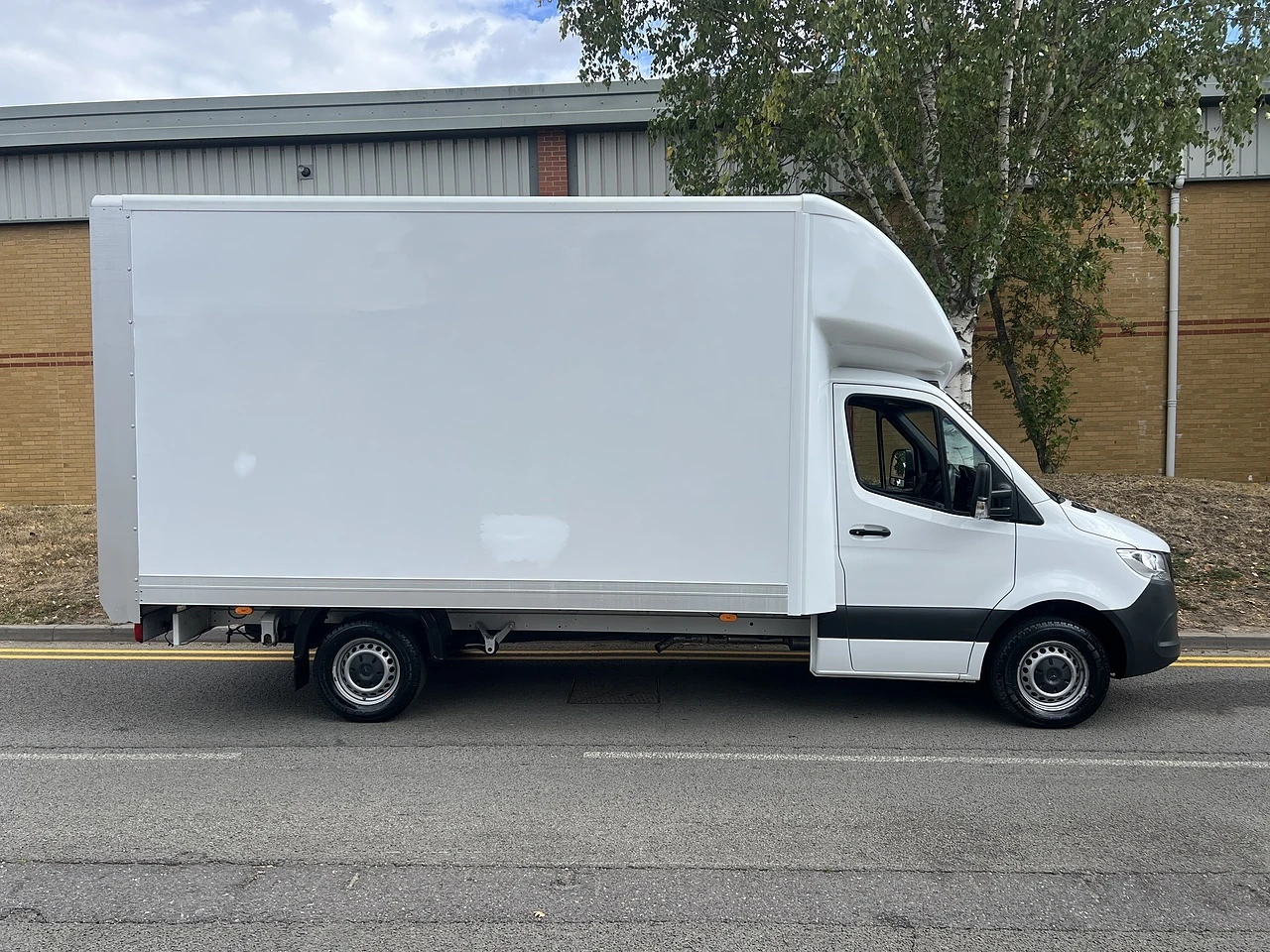 2023 Mercedes-Benz Sprinter Luton Box Van — side view