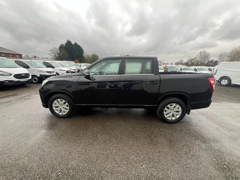 2023 SsangYong Musso Double Cab PickUp Van — side view