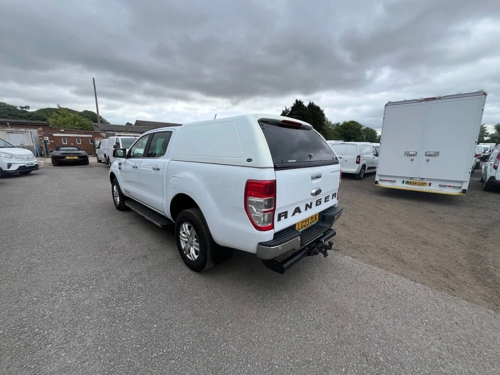 2023 Ford Ranger Double Cab PickUp Van — rear three-quarter view