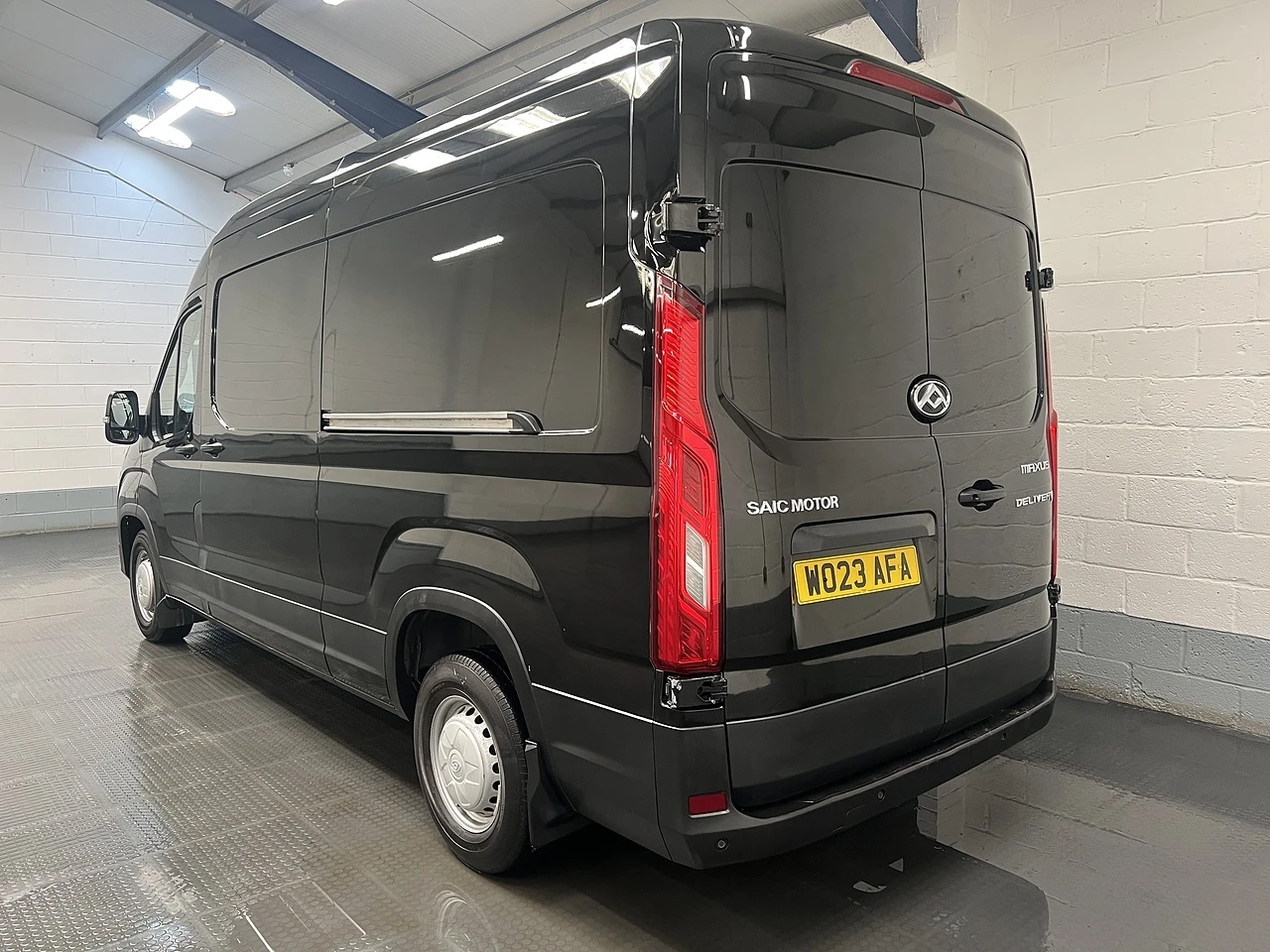 2023 Maxus Deliver 9 High Roof Panel Van — rear three-quarter view