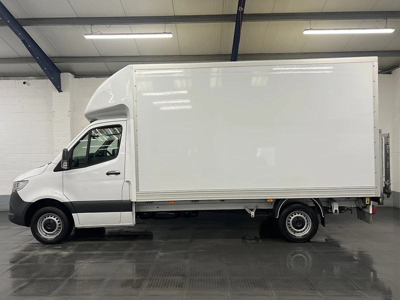 2023 Mercedes-Benz Sprinter Luton Box Van — side view