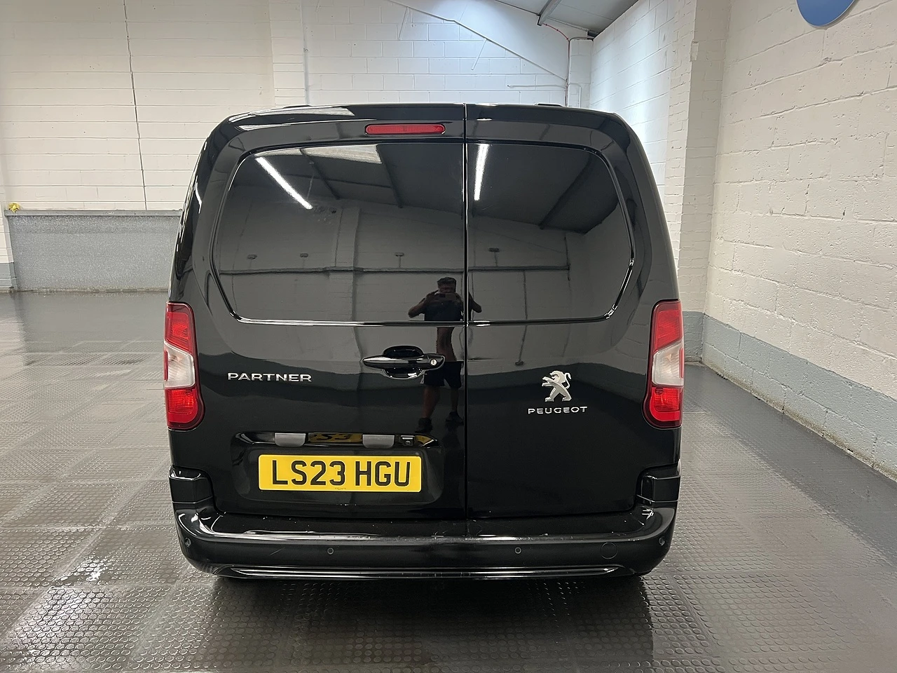 2023 Peugeot Partner Panel Van — rear view