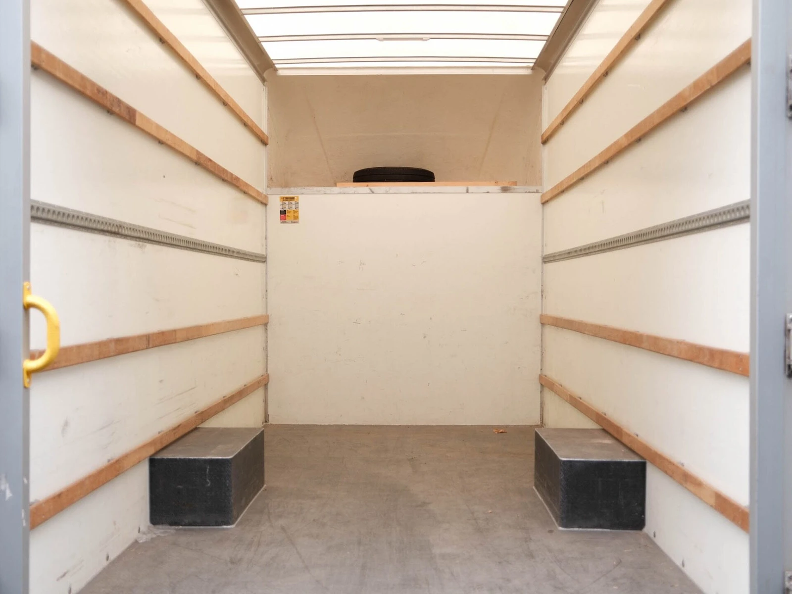 2023 Renault Master Luton Low Loader Van — cab interior