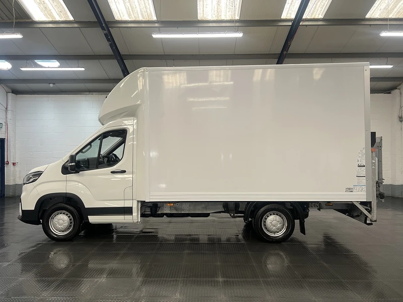 2023 Maxus Deliver 9 Luton Box Van — side view
