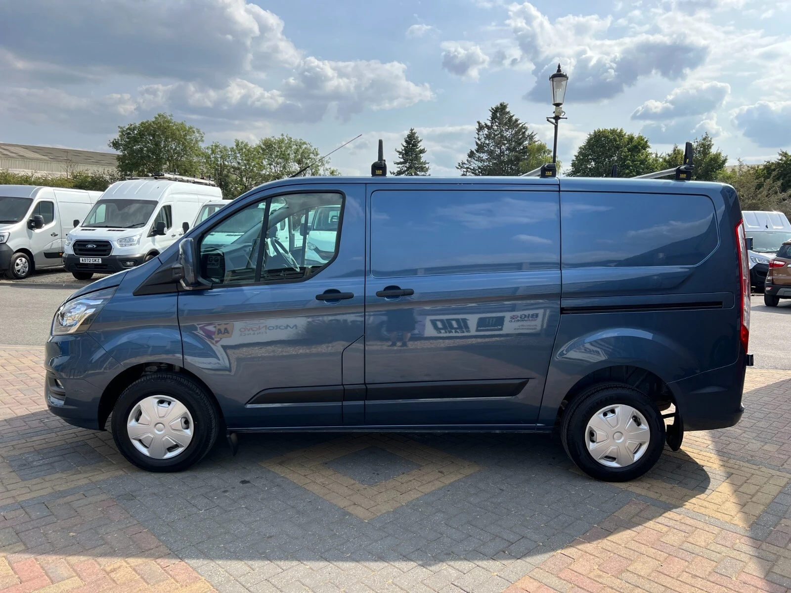 2023 Ford Transit Custom Panel Van — side view