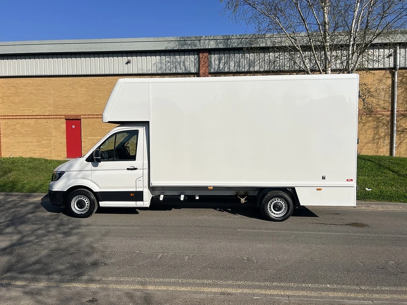 2019 Volkswagen Crafter Luton Low Loader Van — side view