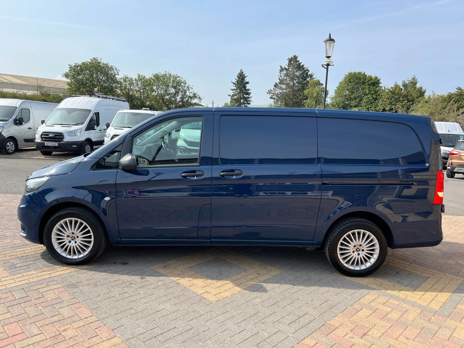 2023 Mercedes-Benz Vito Panel Van — side view