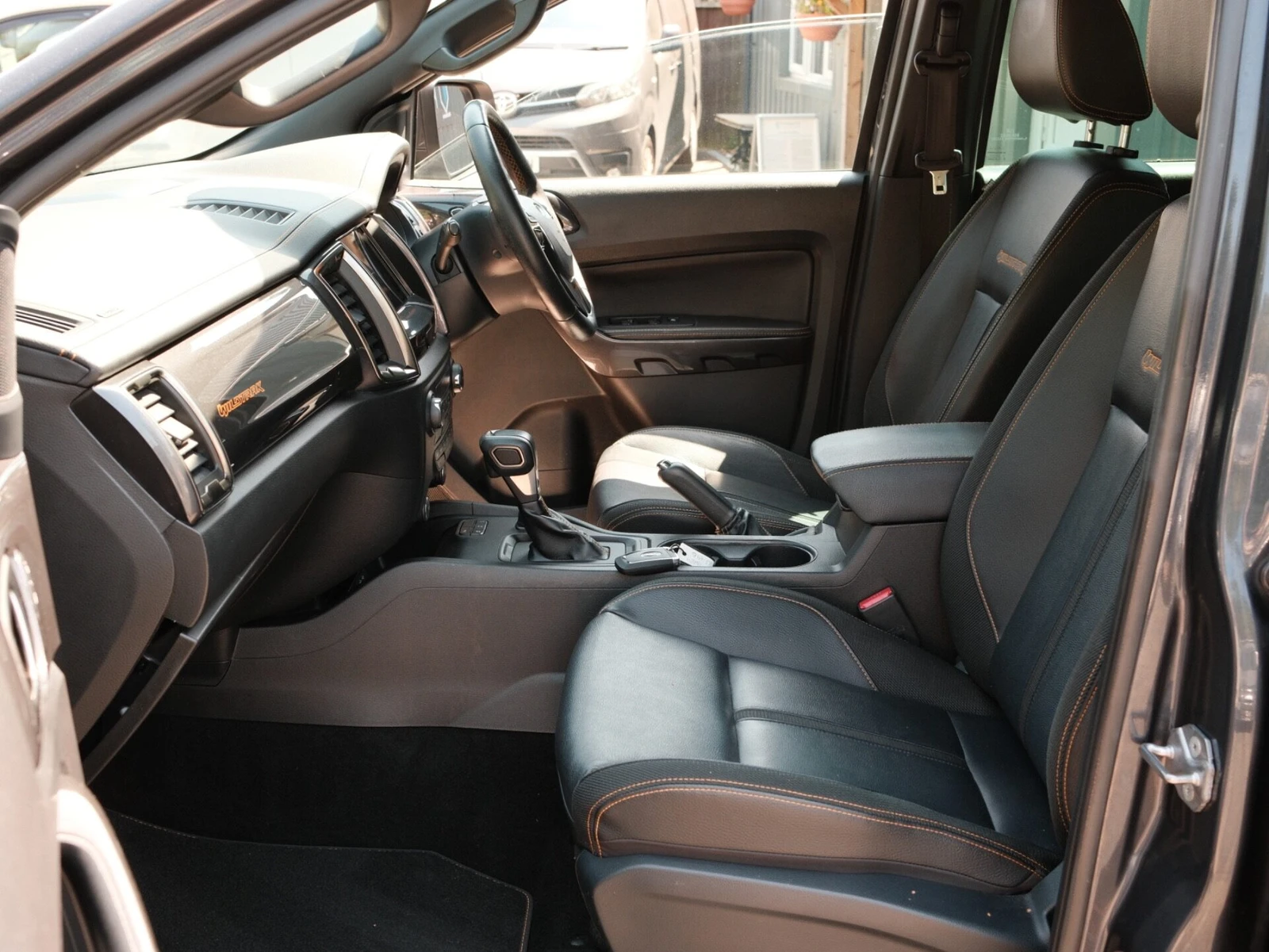2022 Ford Ranger PickUp Van — cab interior