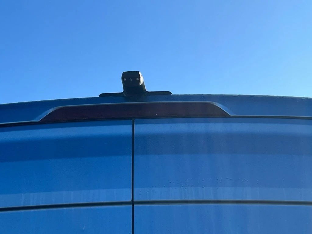 2023 Maxus Deliver 9 High Roof Panel Van — detail