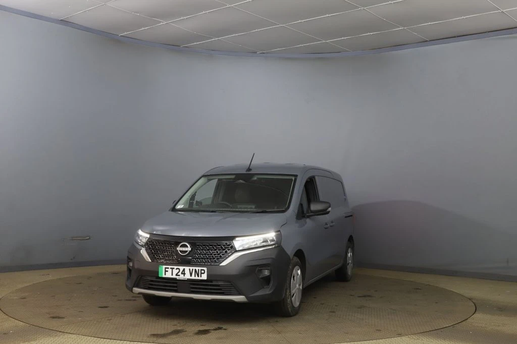 2024 Nissan Townstar Panel Van — front three-quarter view