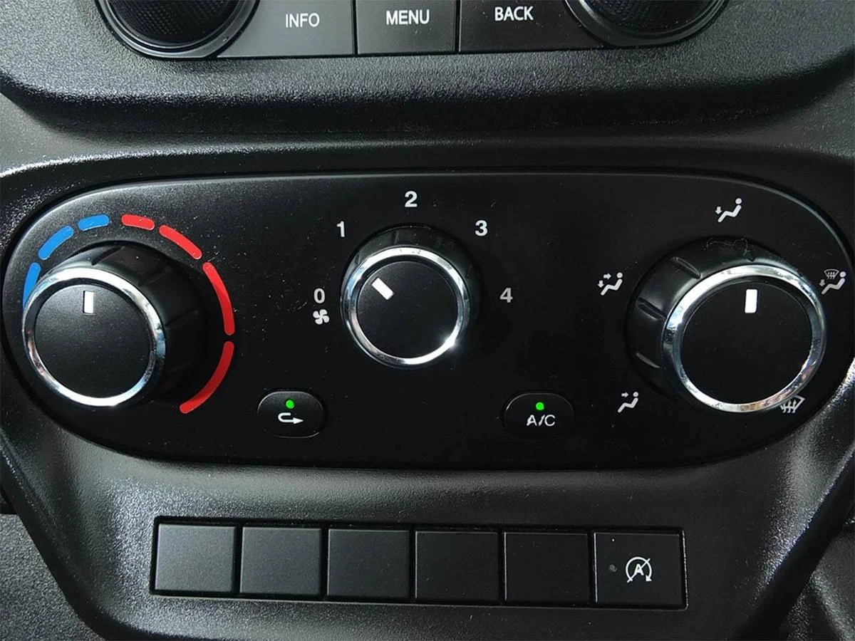 2021 Iveco Daily Dropside Van — cab interior