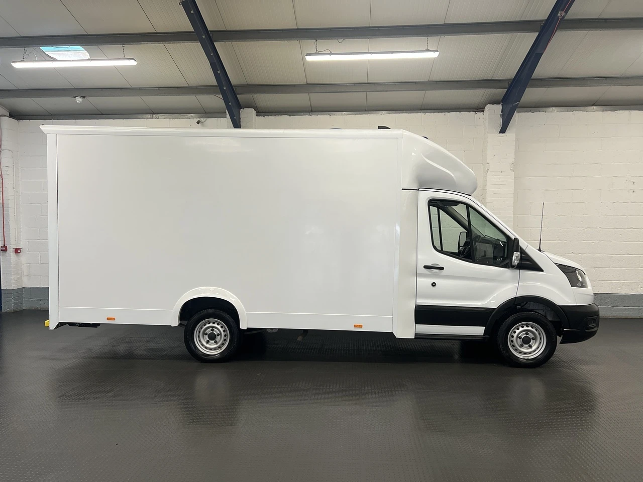 2023 Ford Transit Luton Low Loader Van — side view