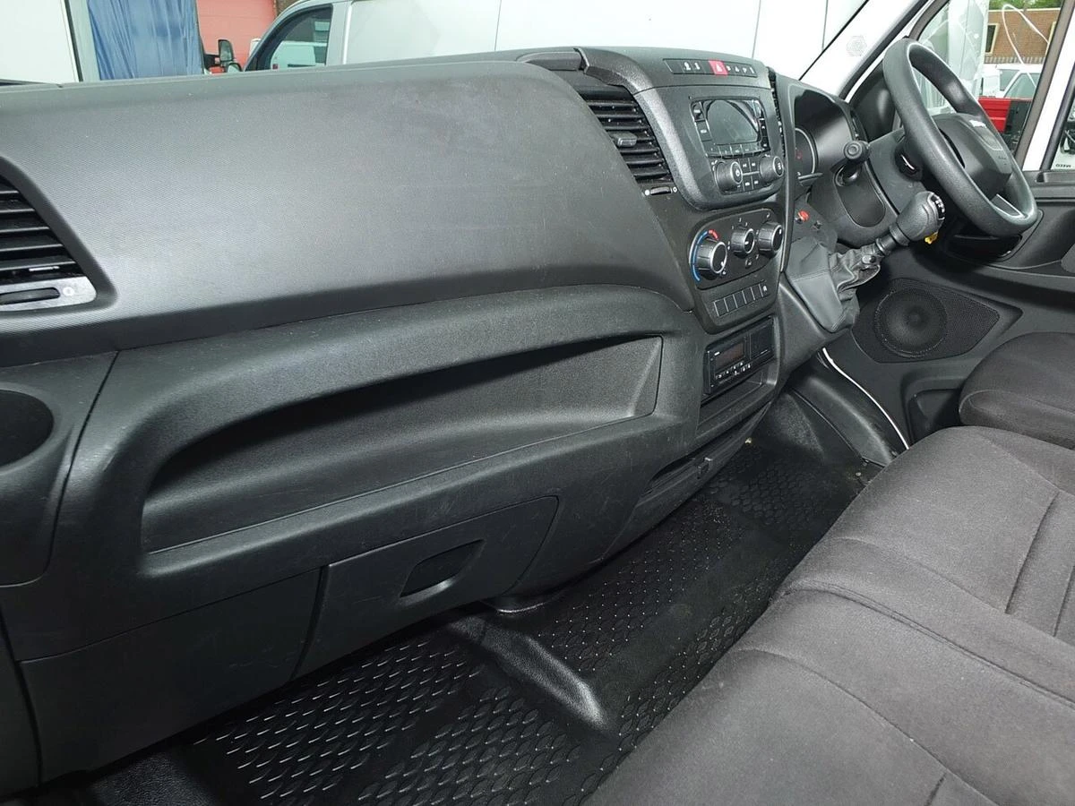 2023 Iveco Daily Tipper Van — cab interior