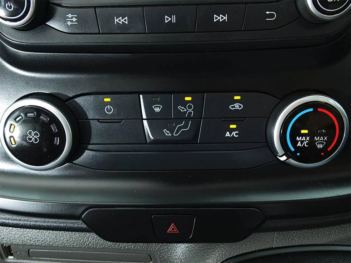 2022 Ford Transit Luton Box Van — cab interior