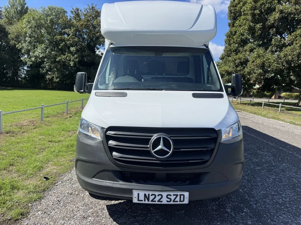 2022 Mercedes-Benz Sprinter Luton Box Van — front view