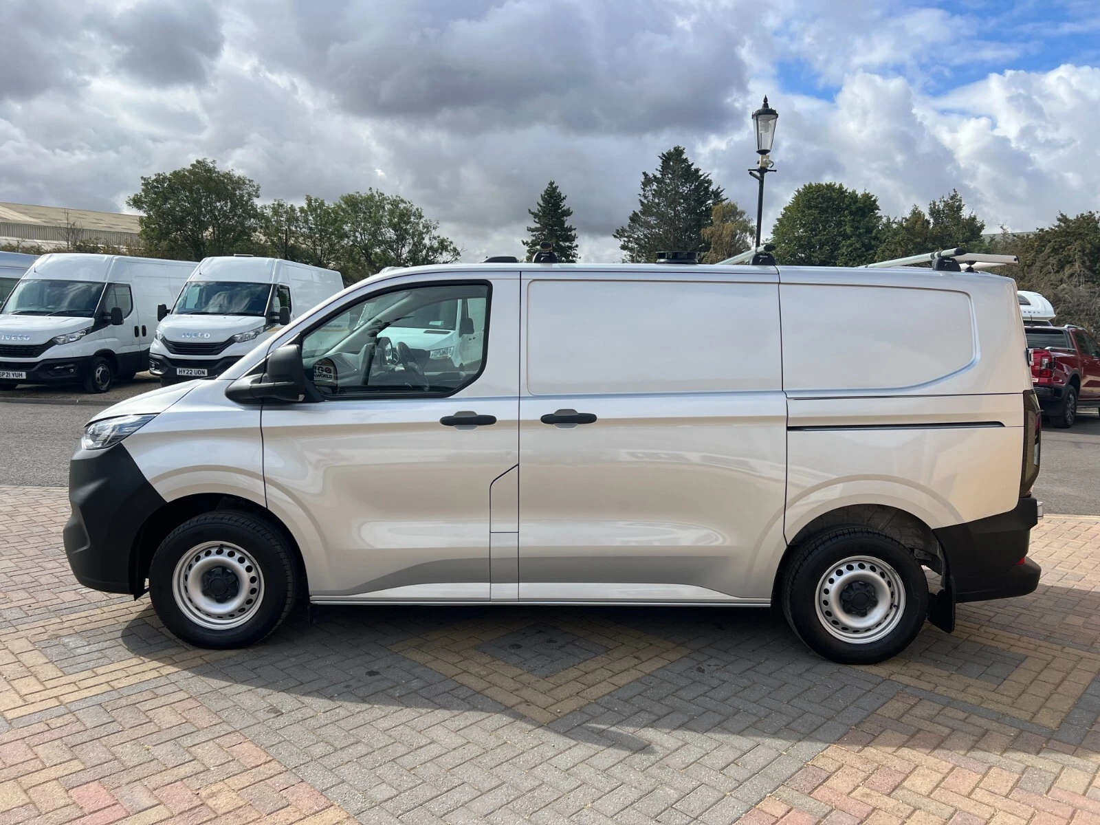 2025 Ford Transit Custom Panel Van — side view