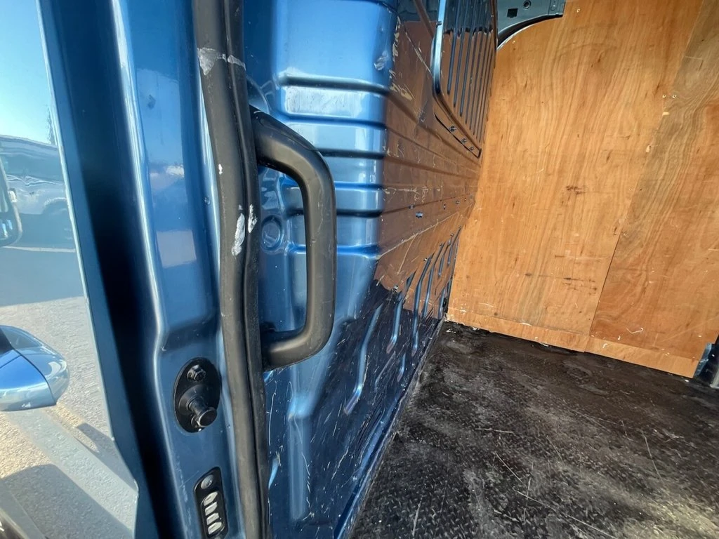 2023 Maxus Deliver 9 High Roof Panel Van — cab interior