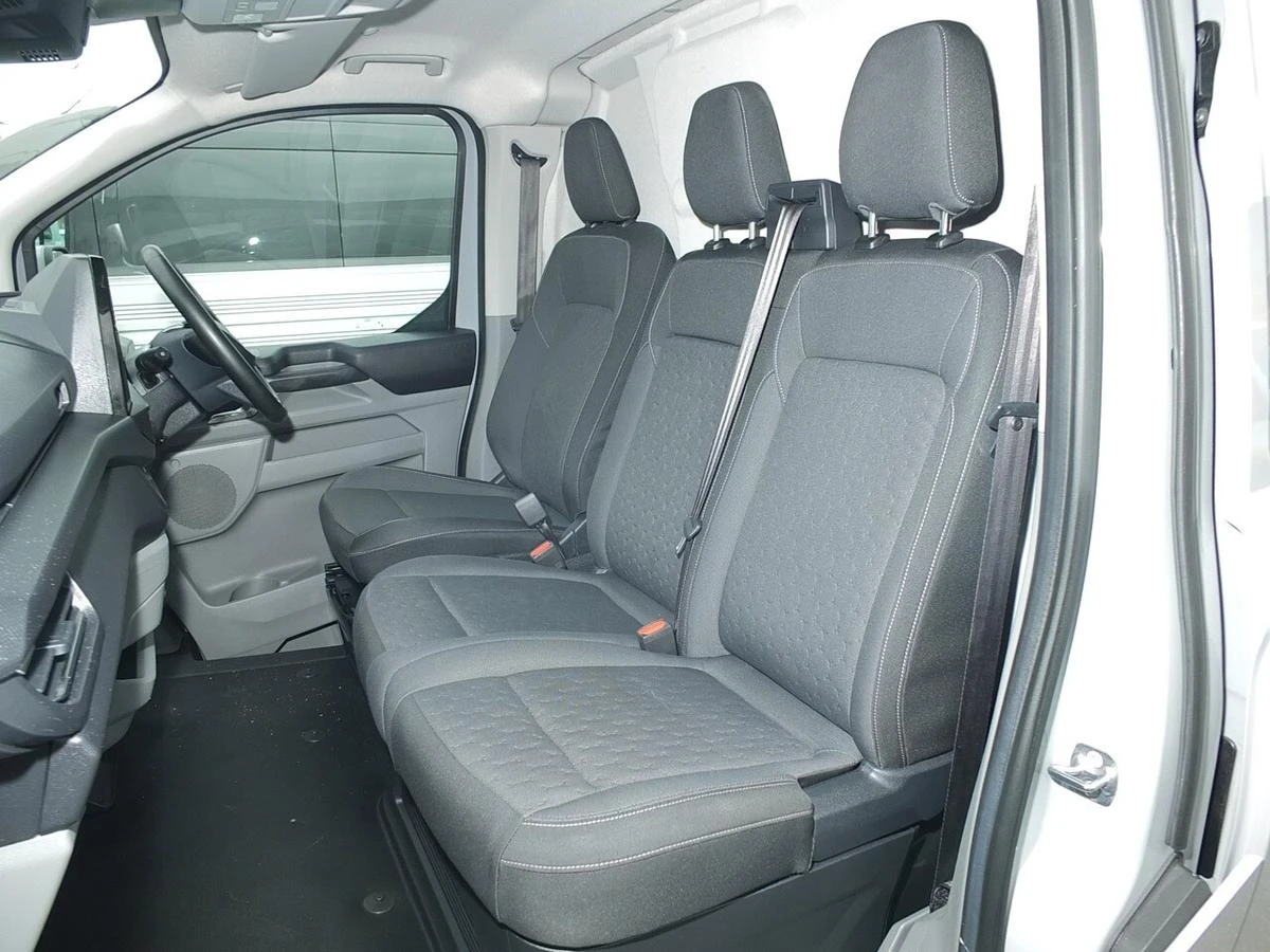 2024 Ford Transit Custom Panel Van — cab interior