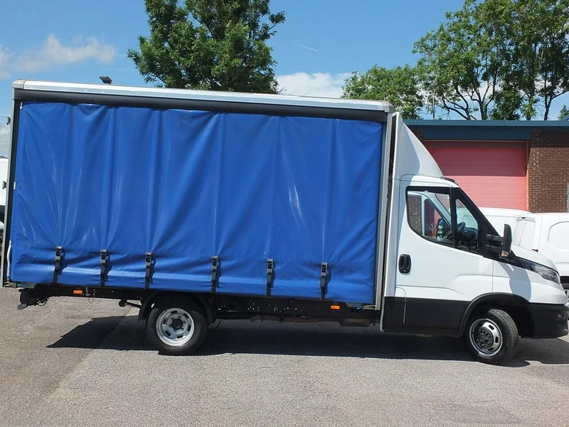 2025 Iveco Daily CurtainSider Van — side view