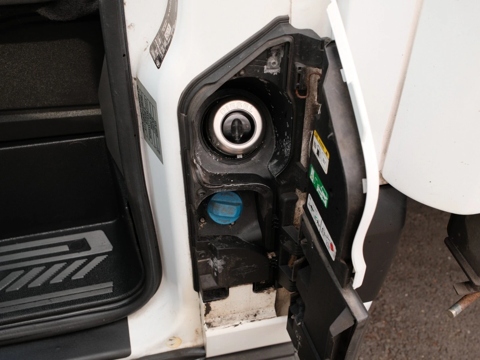 2022 Ford Transit CurtainSider Van — detail