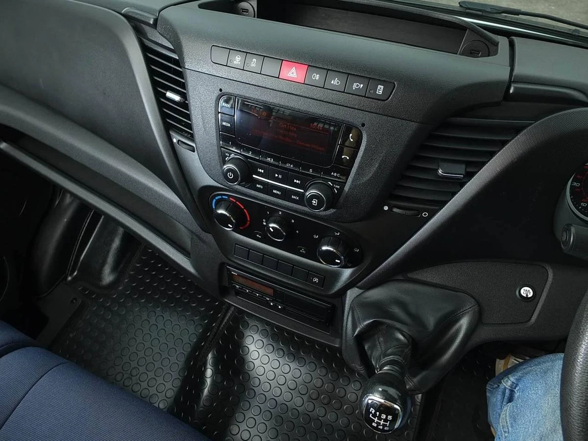 2022 Iveco Daily Dropside Van — cab interior