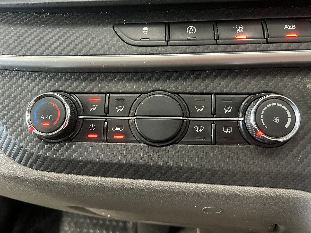 2023 Maxus Deliver 9 Dropside Van — cab interior