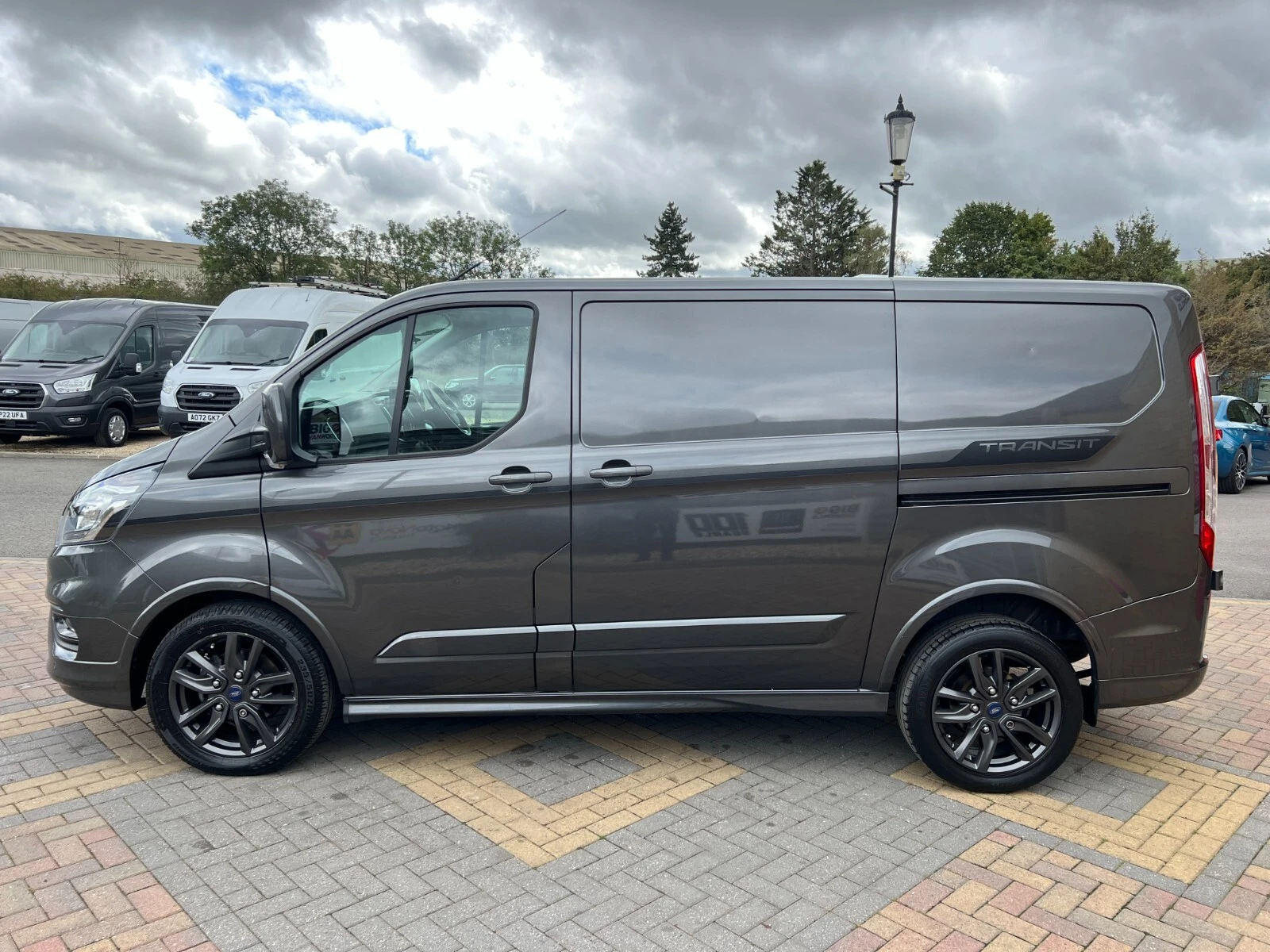 2021 Ford Transit Custom Panel Van — side view