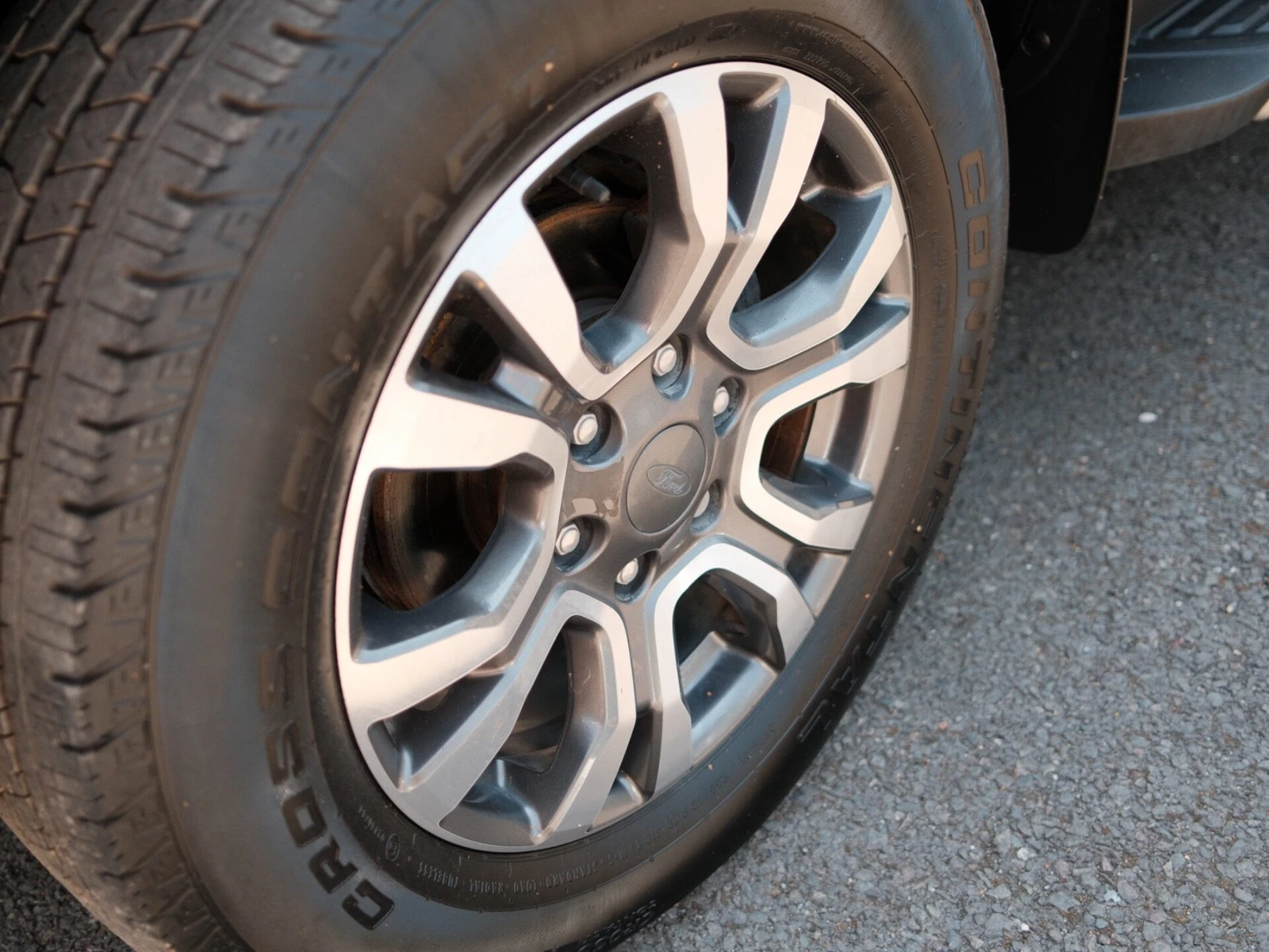 2022 Ford Ranger PickUp Van — detail