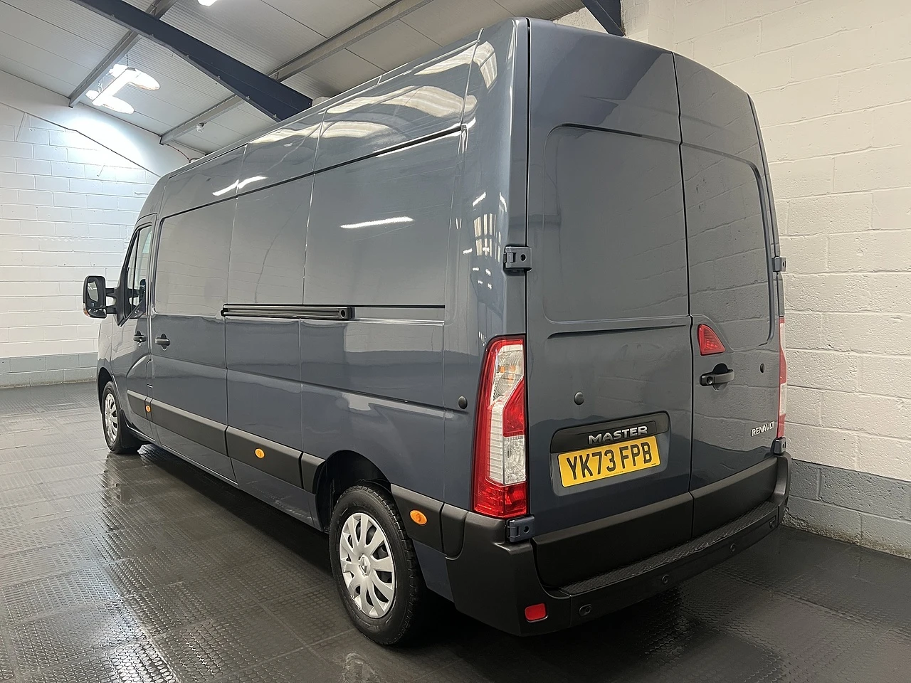 2023 Renault Master Panel Van — rear three-quarter view