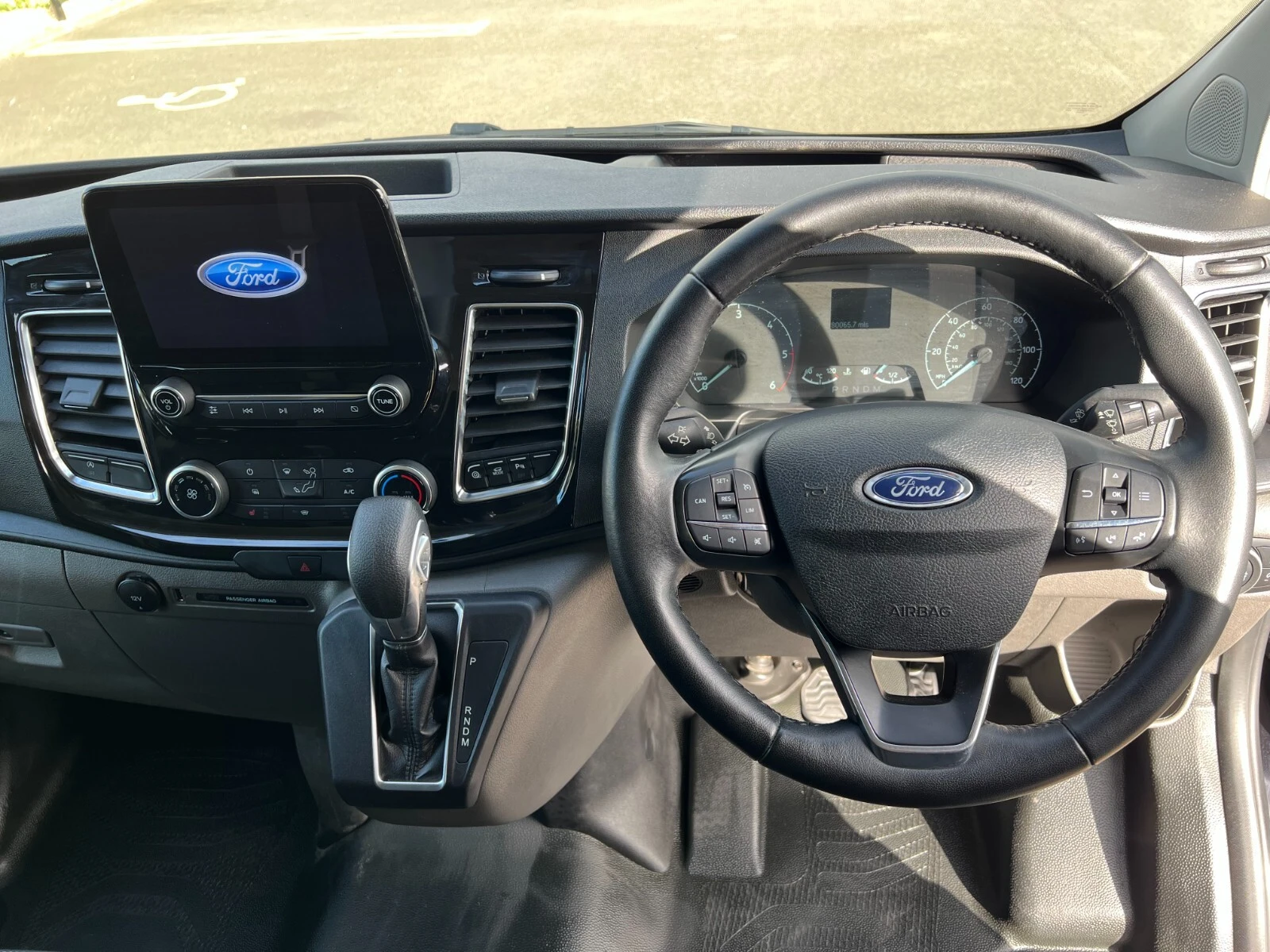 2022 Ford Transit Custom Panel Van — cab interior