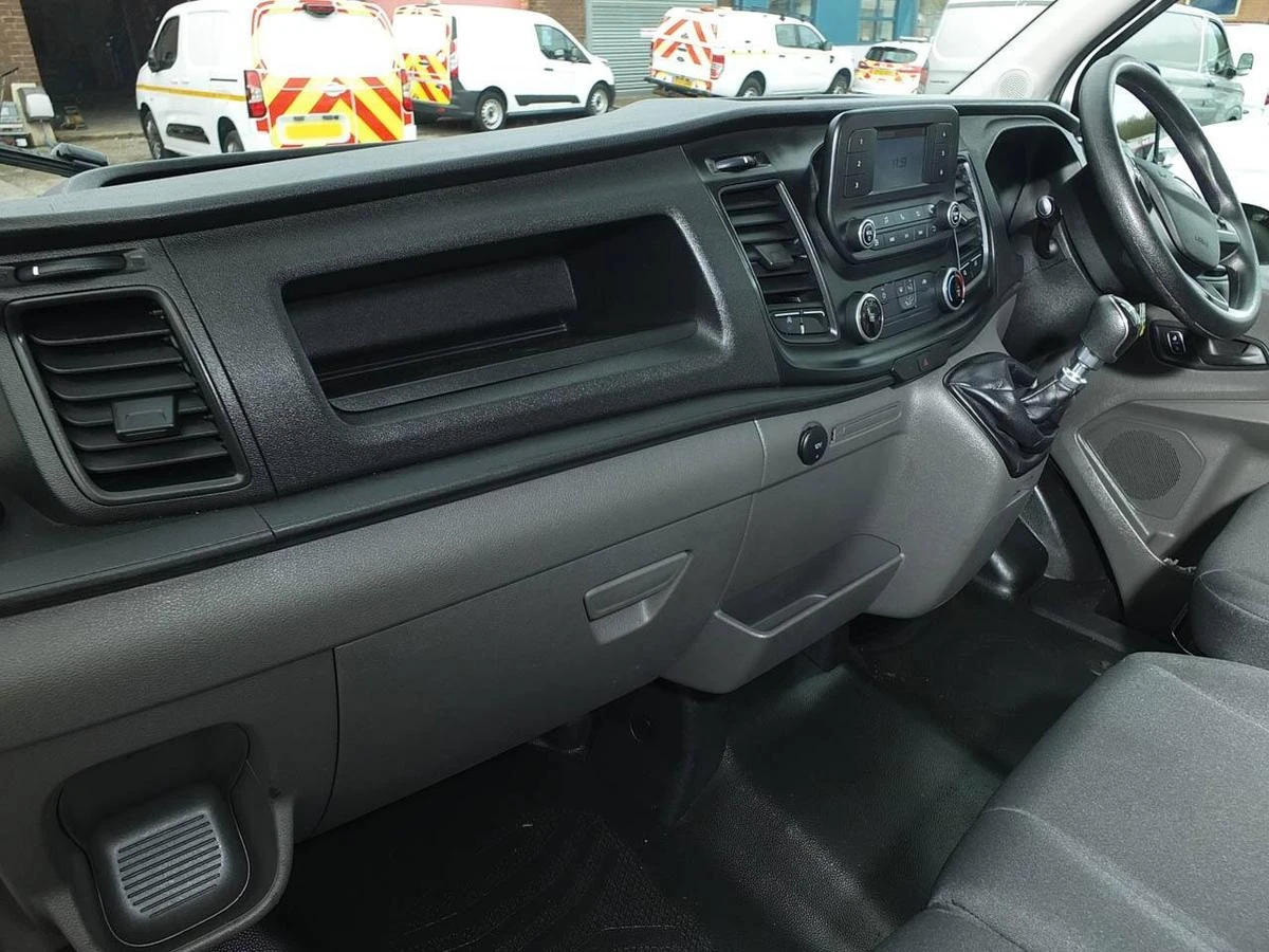 2022 Ford Transit Double Cab Tipper Van — cab interior