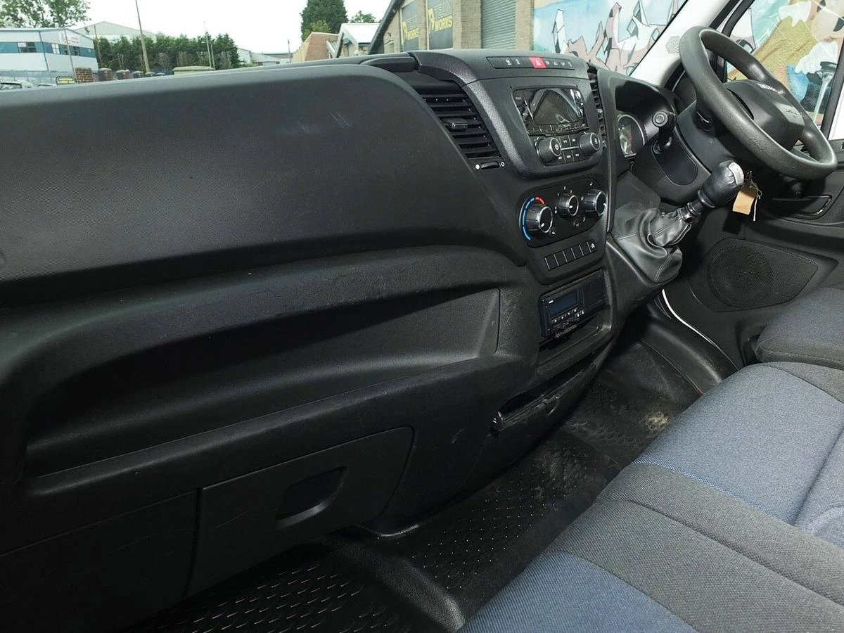 2021 Iveco Daily Dropside Van — cab interior