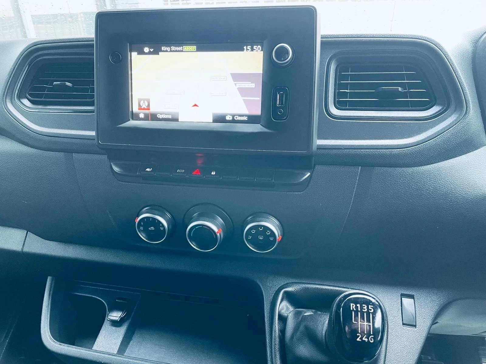 2021 Renault Master Luton Low Loader Van — cab interior