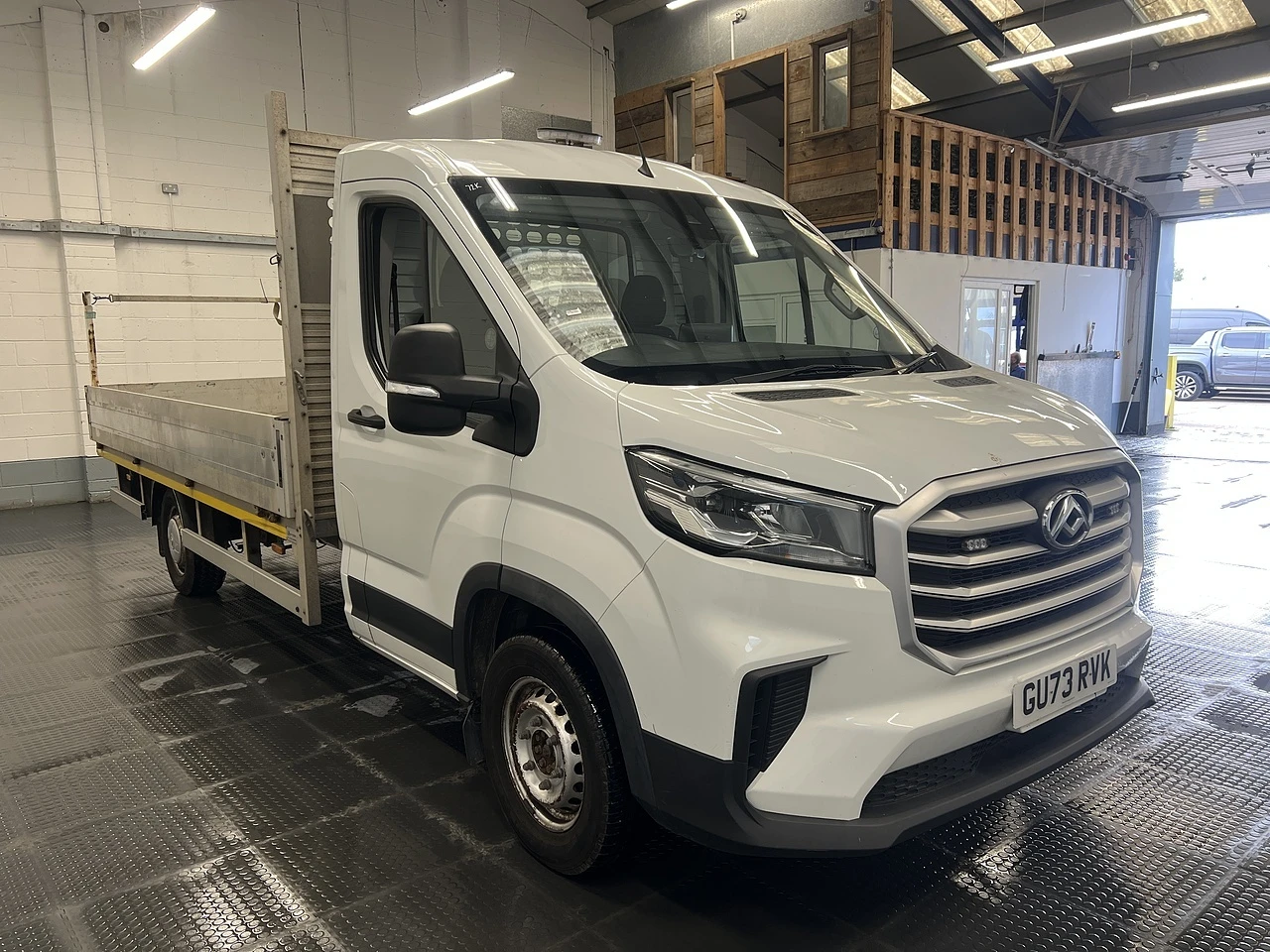 2023 Maxus Deliver 9 Dropside Van — front three-quarter view