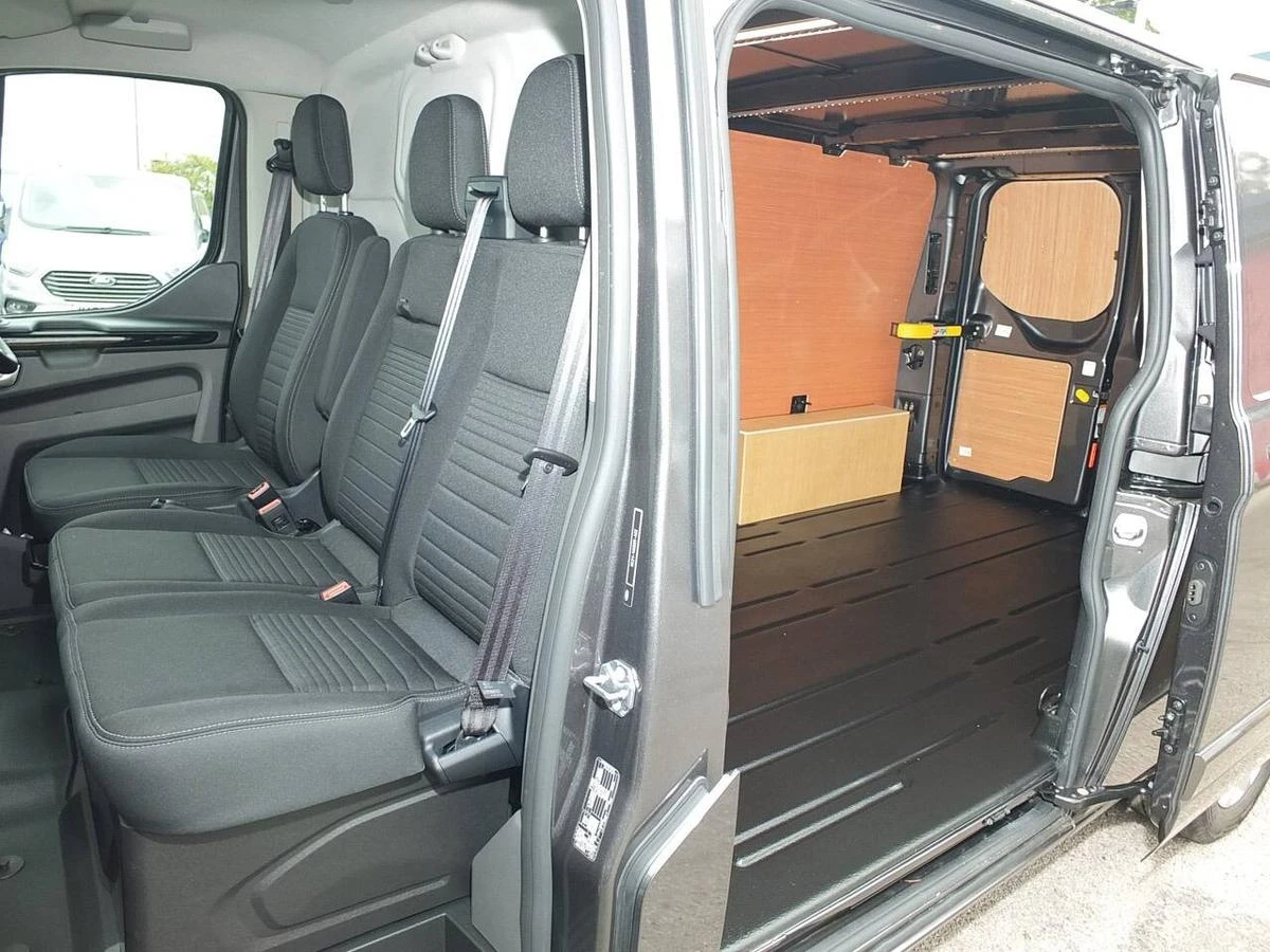 2023 Ford Transit Custom Panel Van — cab interior