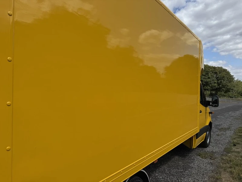 2020 Mercedes-Benz Sprinter CurtainSider Van — side view