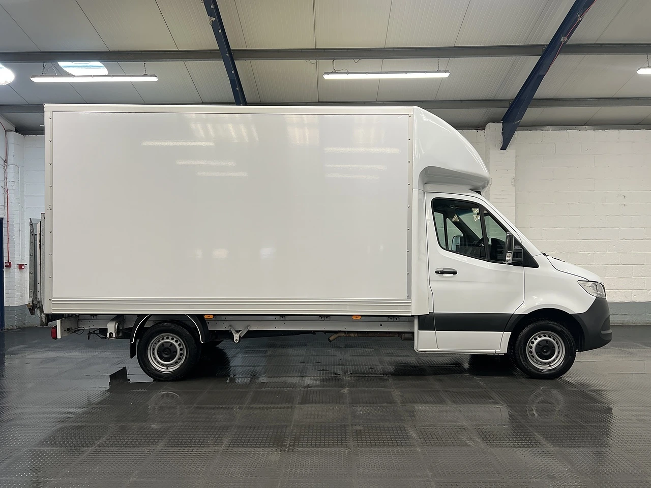 2023 Mercedes-Benz Sprinter Luton Box Van — side view